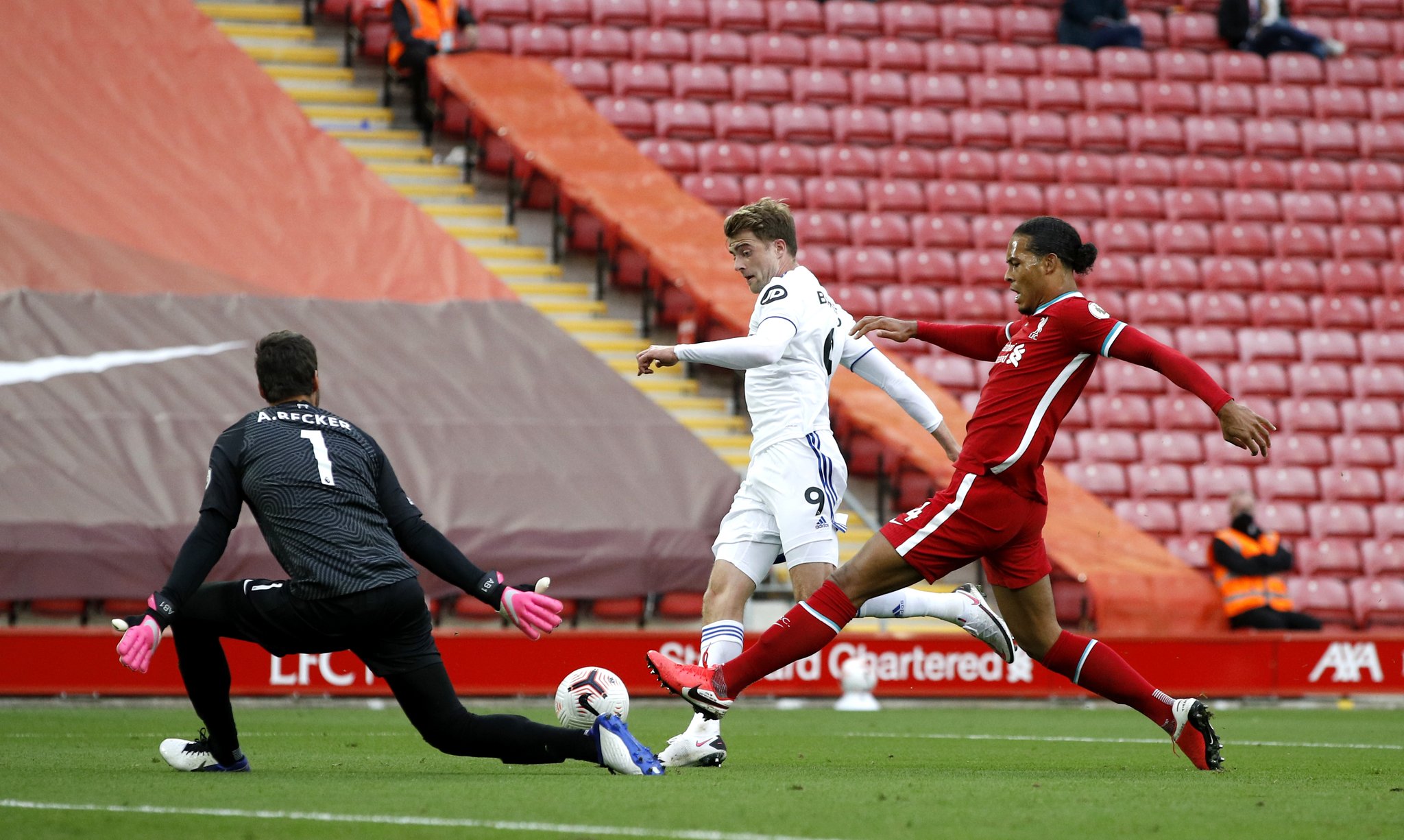 这一决定背 这一决定背